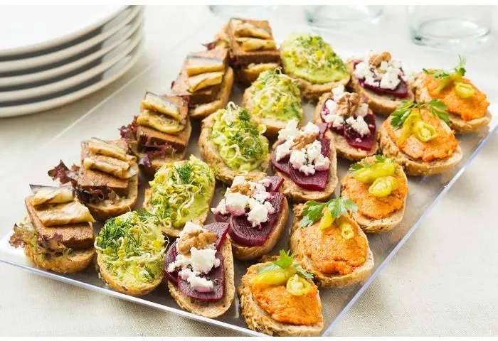 Patera kanapek wegetariańskich i wegańskich I (20 szt.)