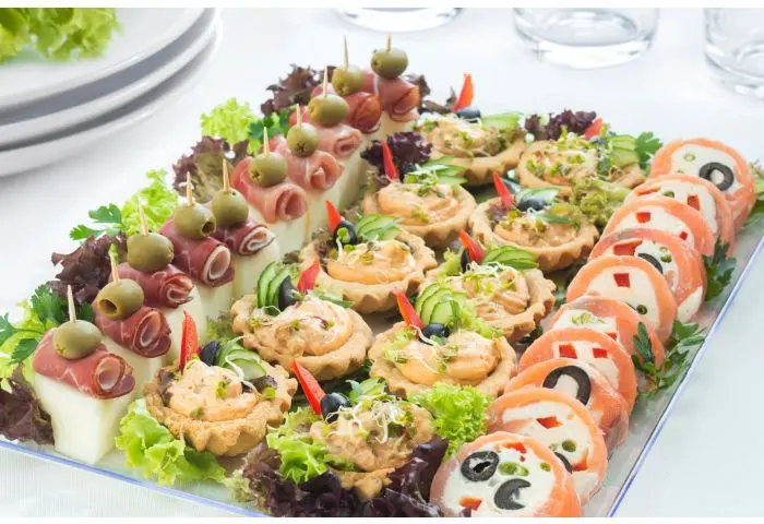 Patera przekąsek wytrawnych fingerfood II 30 szt.