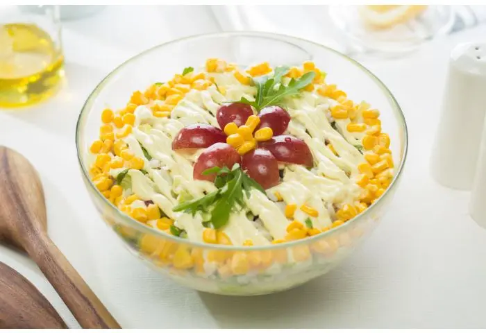 Sałatka z kurczakiem i winogronami 1 kg