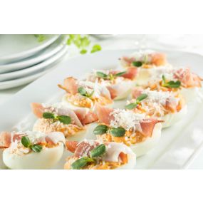 Jaja wielkanocne na styl włoski na szynce prosciutto, 10 połówek 
