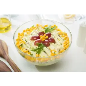 Sałatka z kurczakiem i winogronami 1 kg